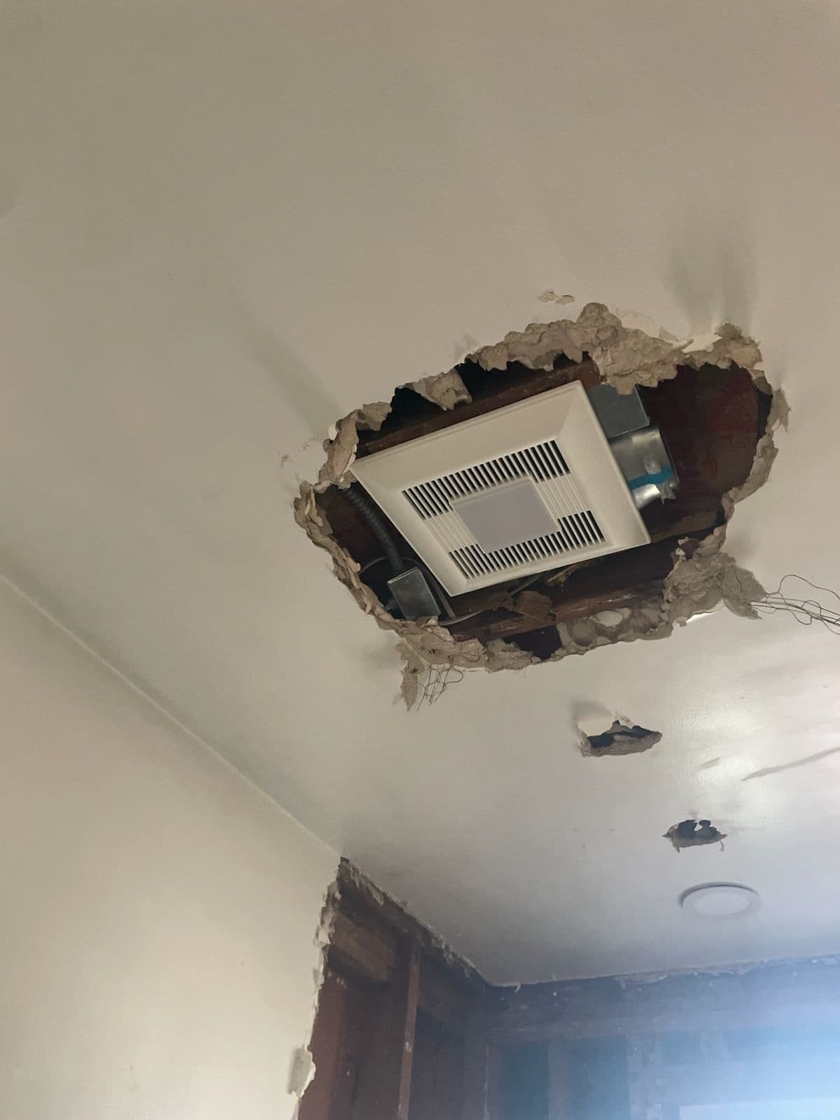 Innovative Bathroom Ventilation System Installation image