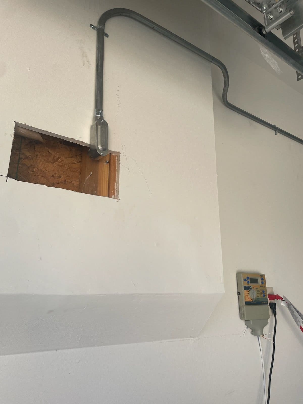 Project Expert Electrical Work in Residential Utility Area image